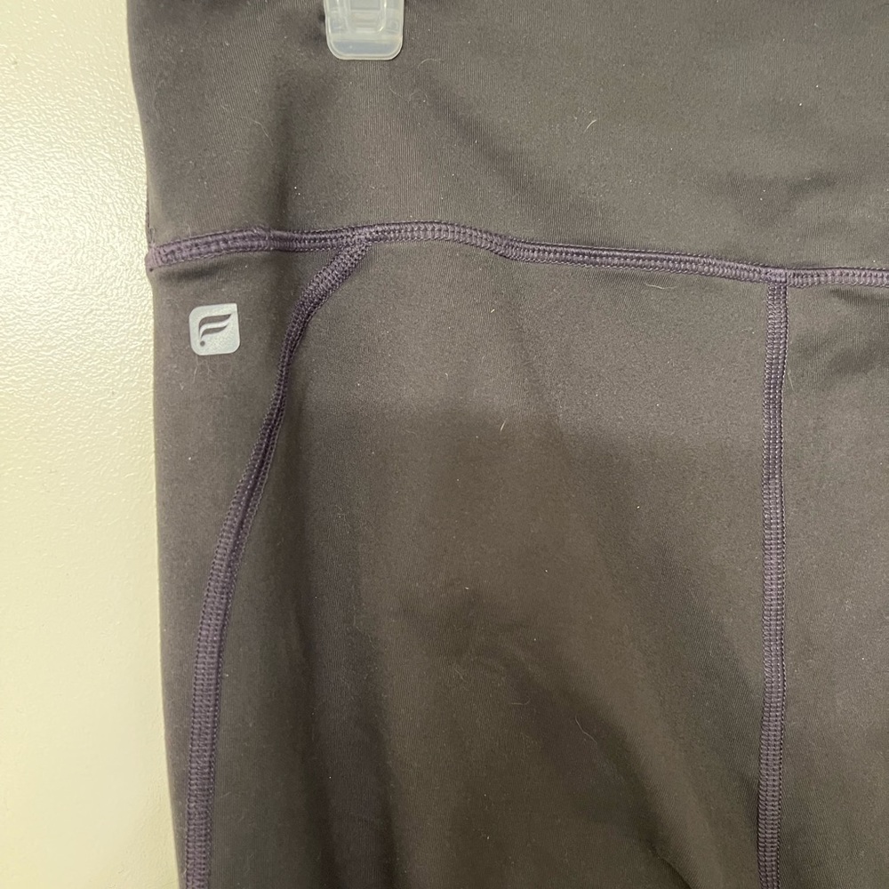 Fabletics legging - Picture 3 of 3